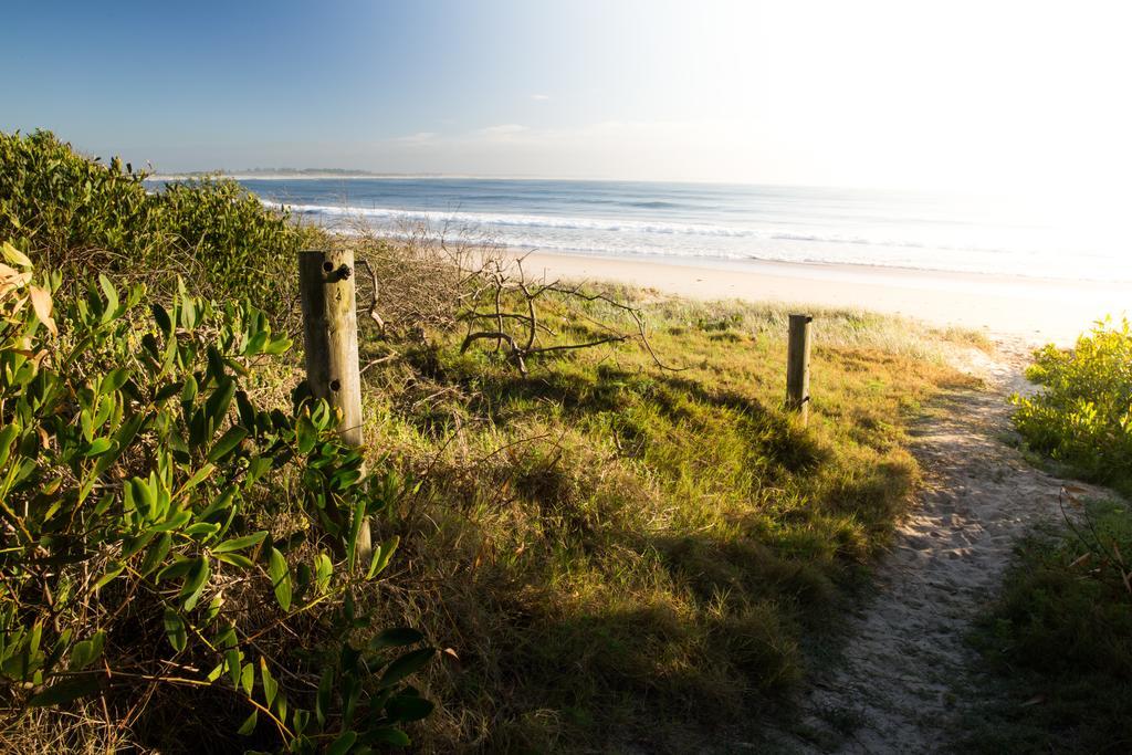 Nrma Stockton Beach Holiday Park Hotel ภายนอก รูปภาพ